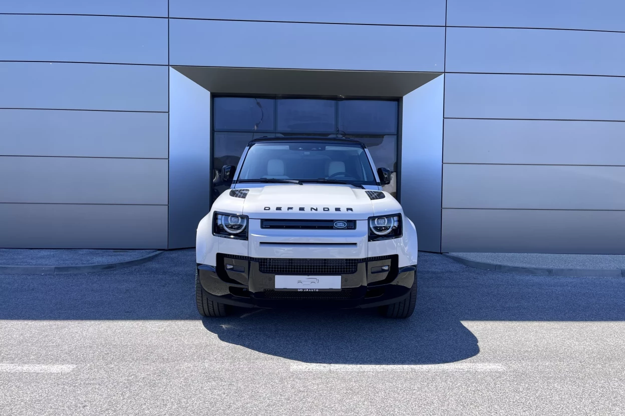Defender 110 X-Dynamic SE D200 MHEV AWD obrázok č. 1