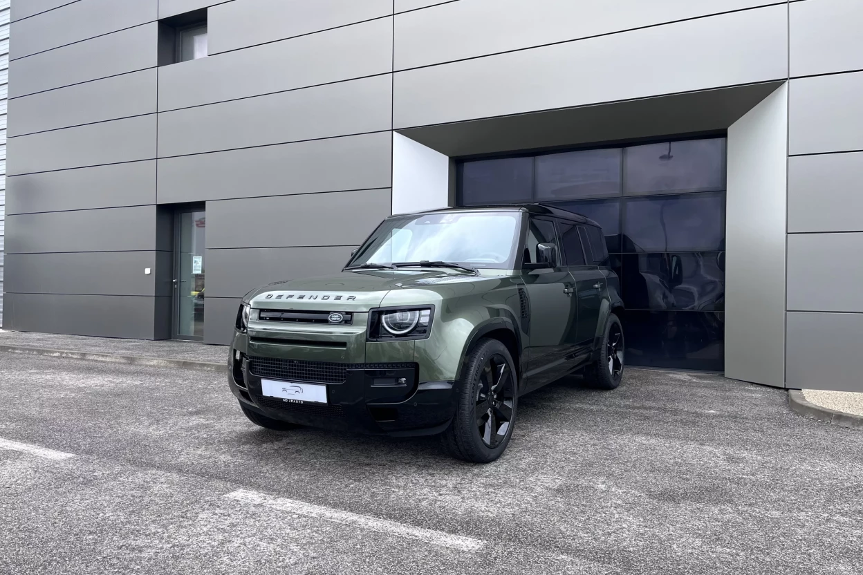 Defender 110 X-Dynamic SE D250 MHEV AWD obrázok č. 0