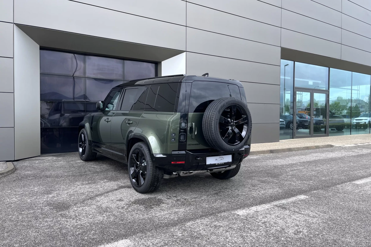 Defender 110 X-Dynamic SE D250 MHEV AWD obrázok č. 5
