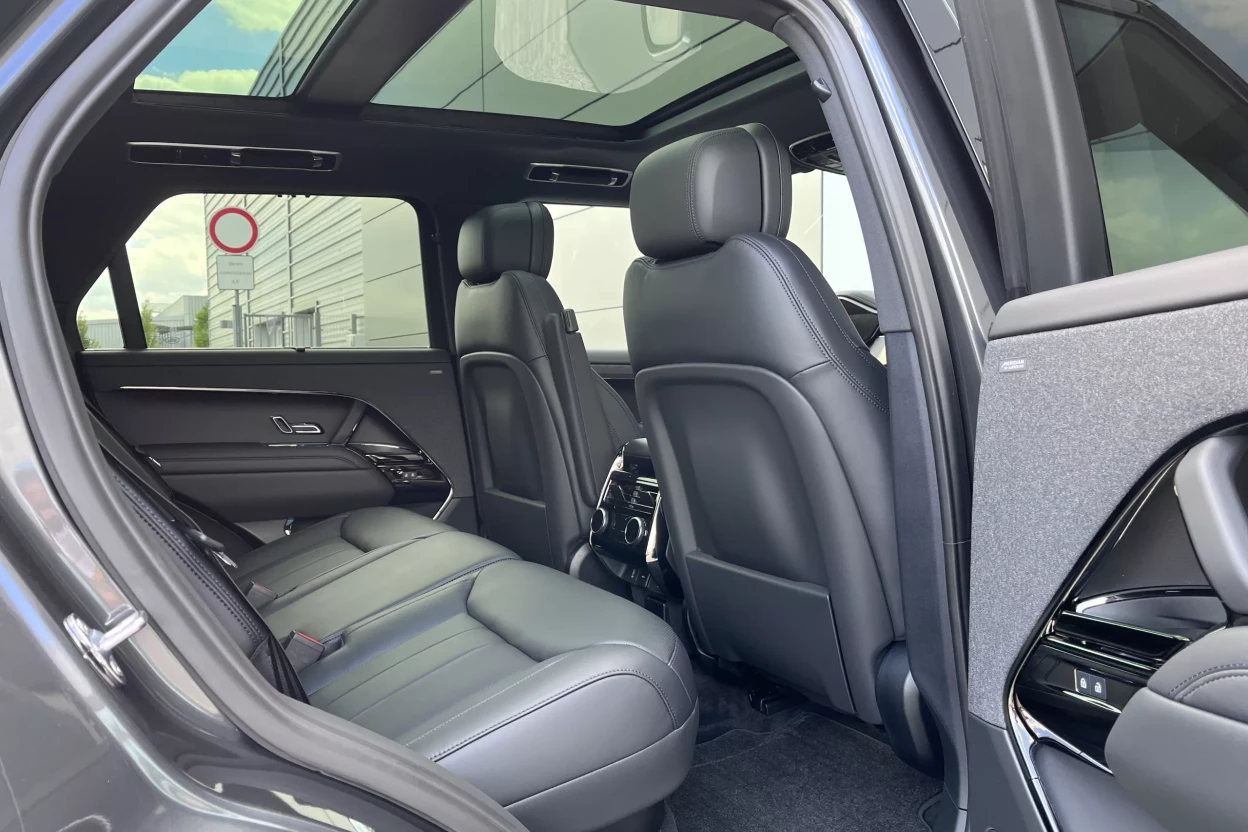 Range Rover Sport Dynamic HSE D300 MHEV AWD obrázok č. 10