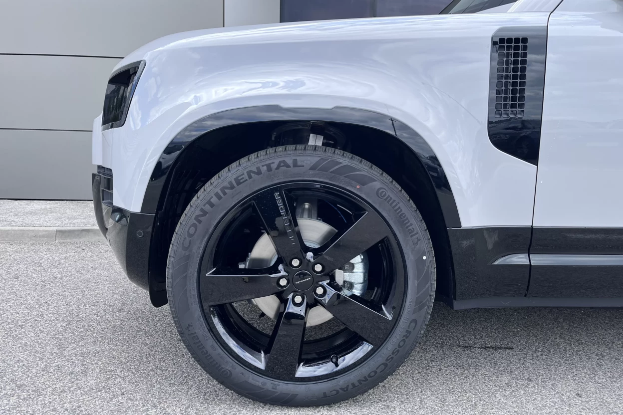 Defender 110 X-Dynamic SE D250 MHEV AWD obrázok č. 7