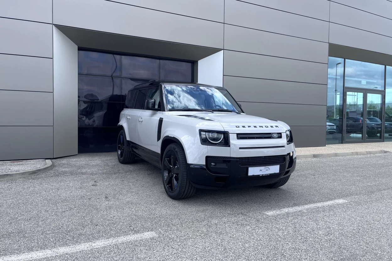 Defender 110 X-Dynamic SE D250 MHEV AWD obrázok č. 2