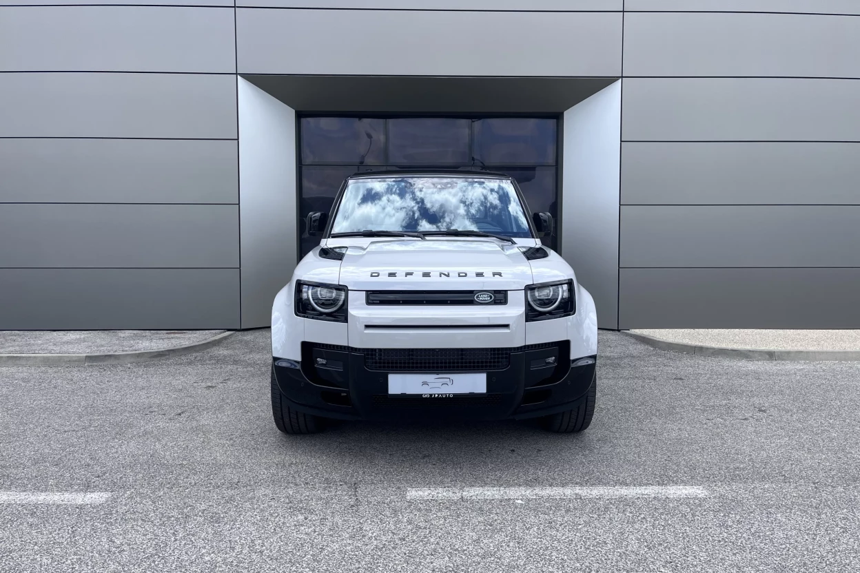 Defender 110 X-Dynamic SE D250 MHEV AWD obrázok č. 1