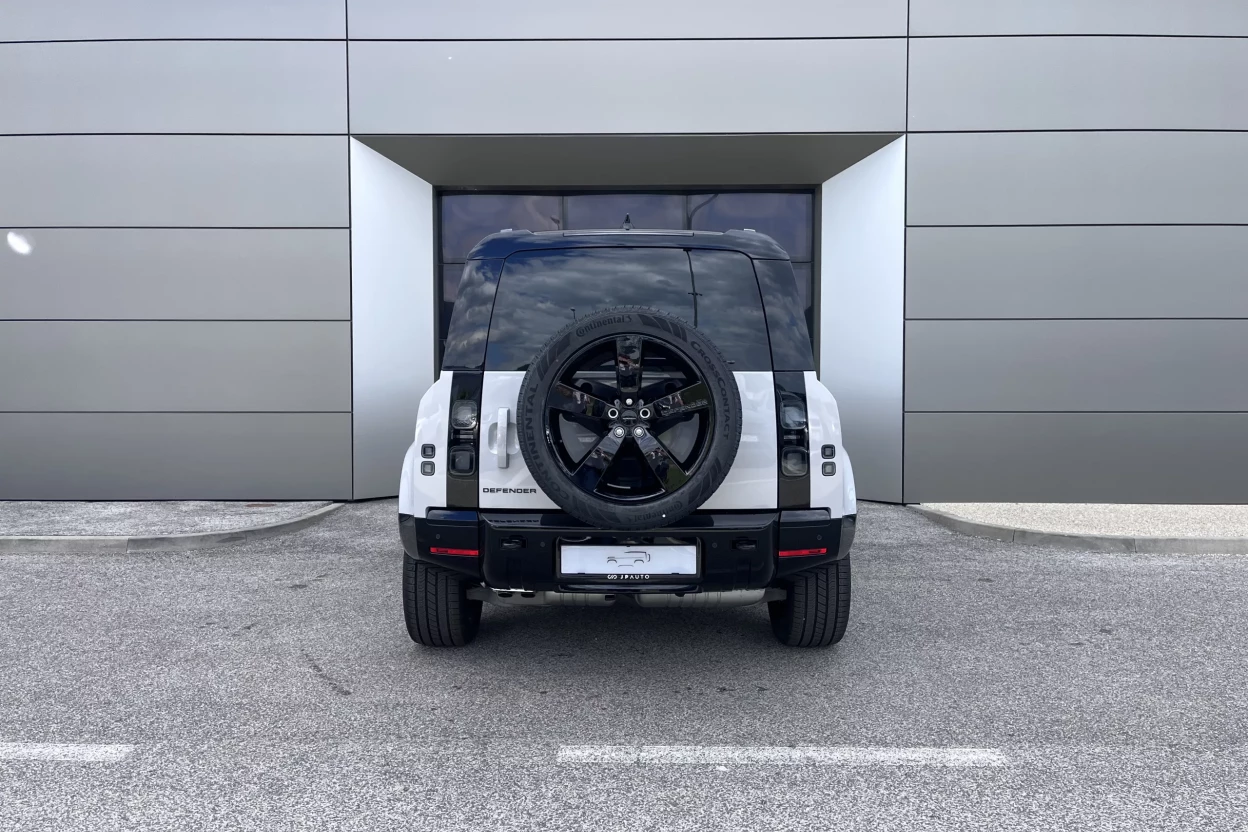 Defender 110 X-Dynamic SE D250 MHEV AWD obrázok č. 4