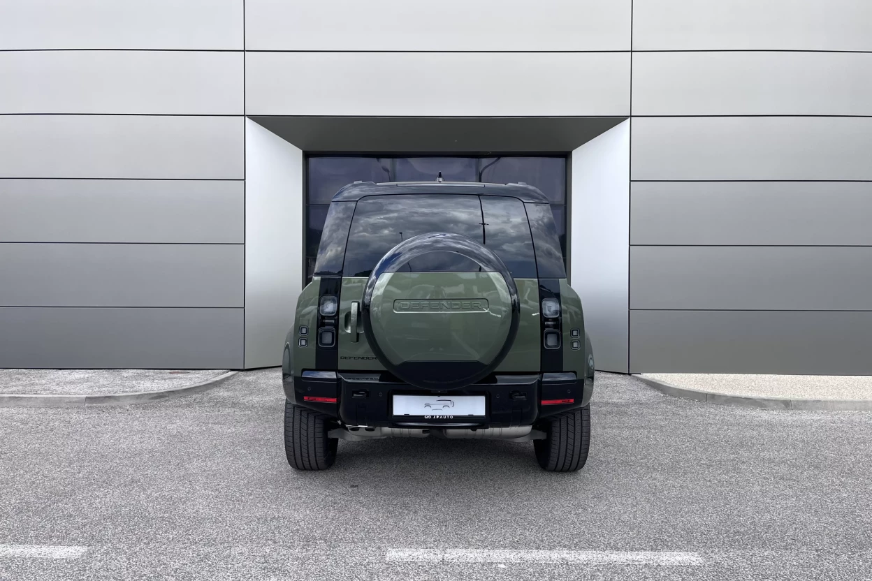 Defender 110 X-Dynamic SE D250 MHEV AWD obrázok č. 4