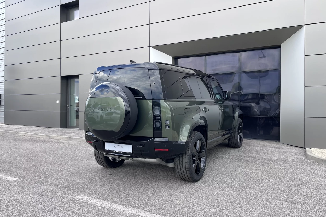 Defender 110 X-Dynamic SE D250 MHEV AWD obrázok č. 5