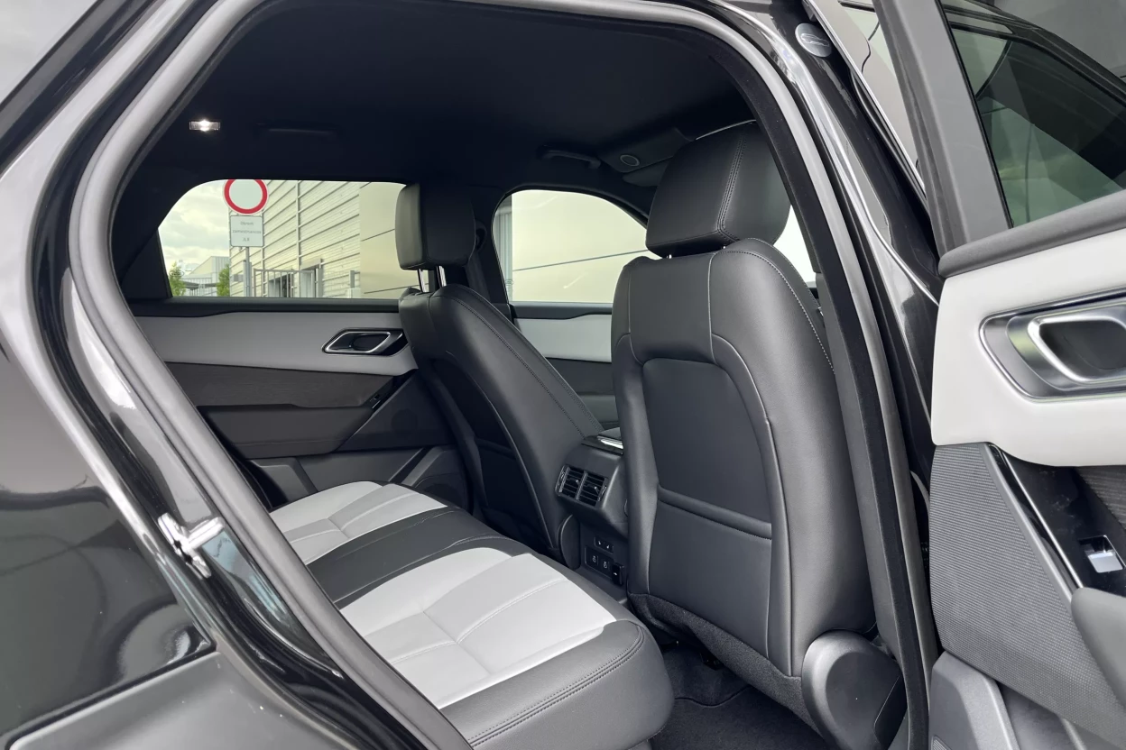 Range Rover Velar S D200 AWD AUTOMAT MHEV obrázok č. 10