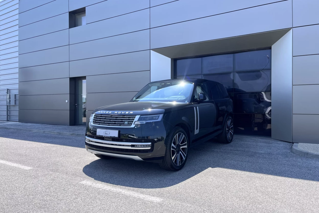 Range Rover SWB Autobiography D350, MY26 obrázok č. 0