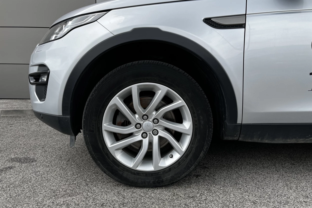 Land Rover Discovery Sport 2.0L TD4 SE AT obrázok č. 7