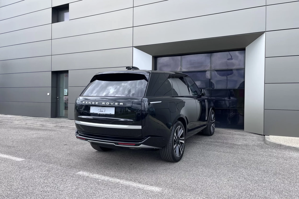 Range Rover SWB Autobiography PHEV 550e MY26 obrázok č. 3