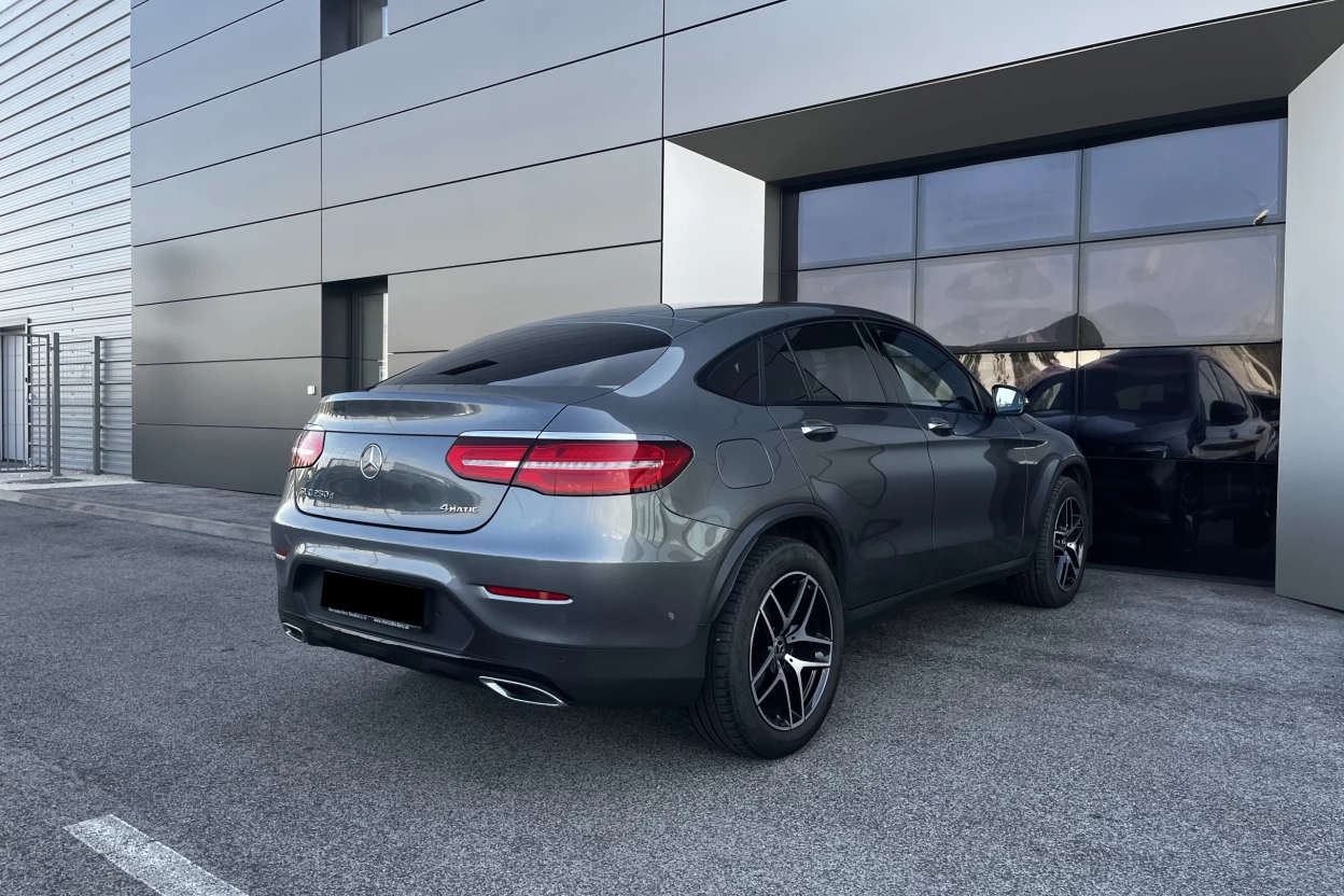 Mercedes-Benz GLC 250 d 4MATIC kupé obrázok č. 3