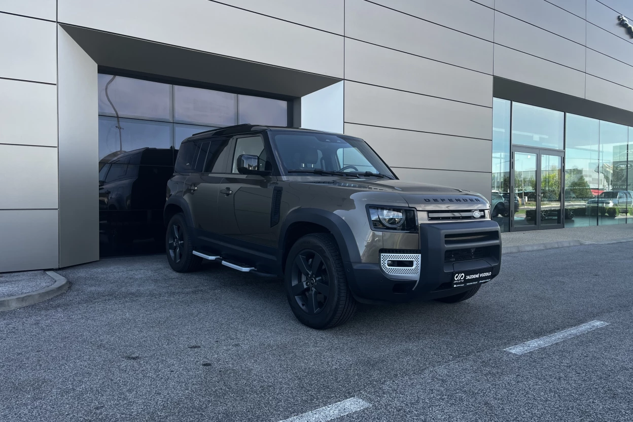 Land Rover Defender 110 SE P400 AWD AUTOMAT obrázok č. 2