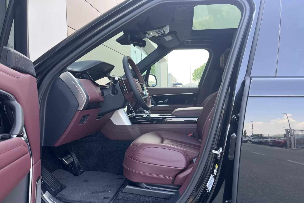 Range Rover Autobiography LWB P530 AWD obrázok č. 8