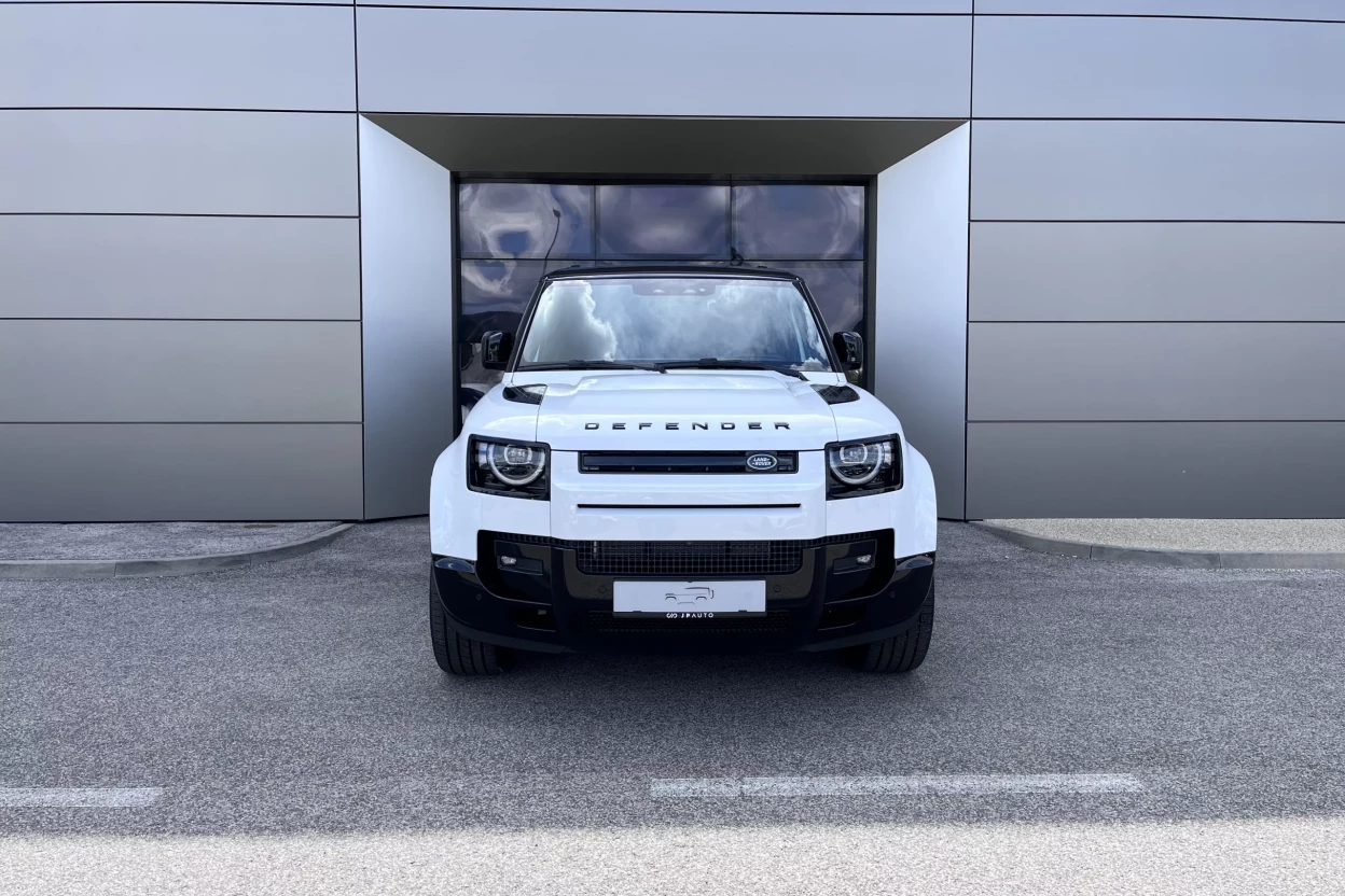 Defender 110 X-Dynamic SE D250 MHEV AWD MY26 obrázok č. 1