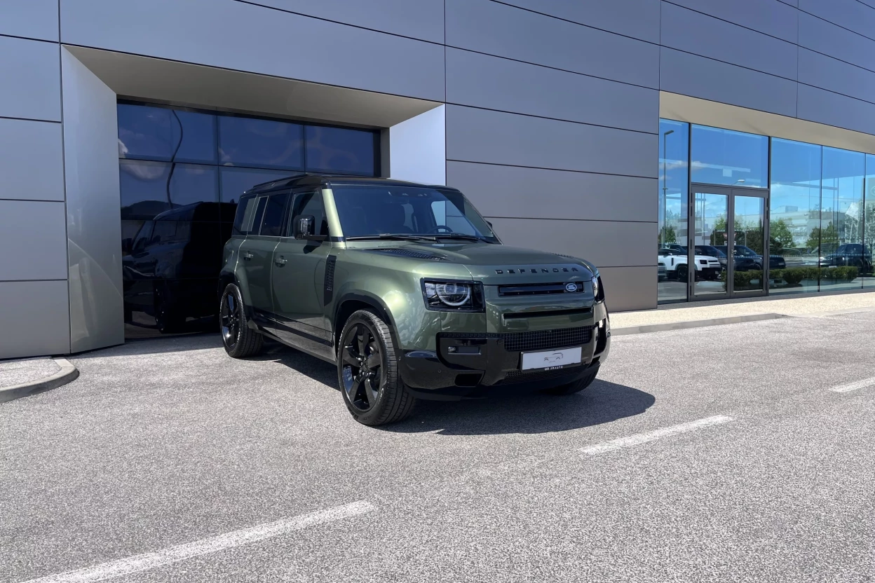 Defender 110 X-Dynamic SE D250 MHEV AWD MY26 obrázok č. 2
