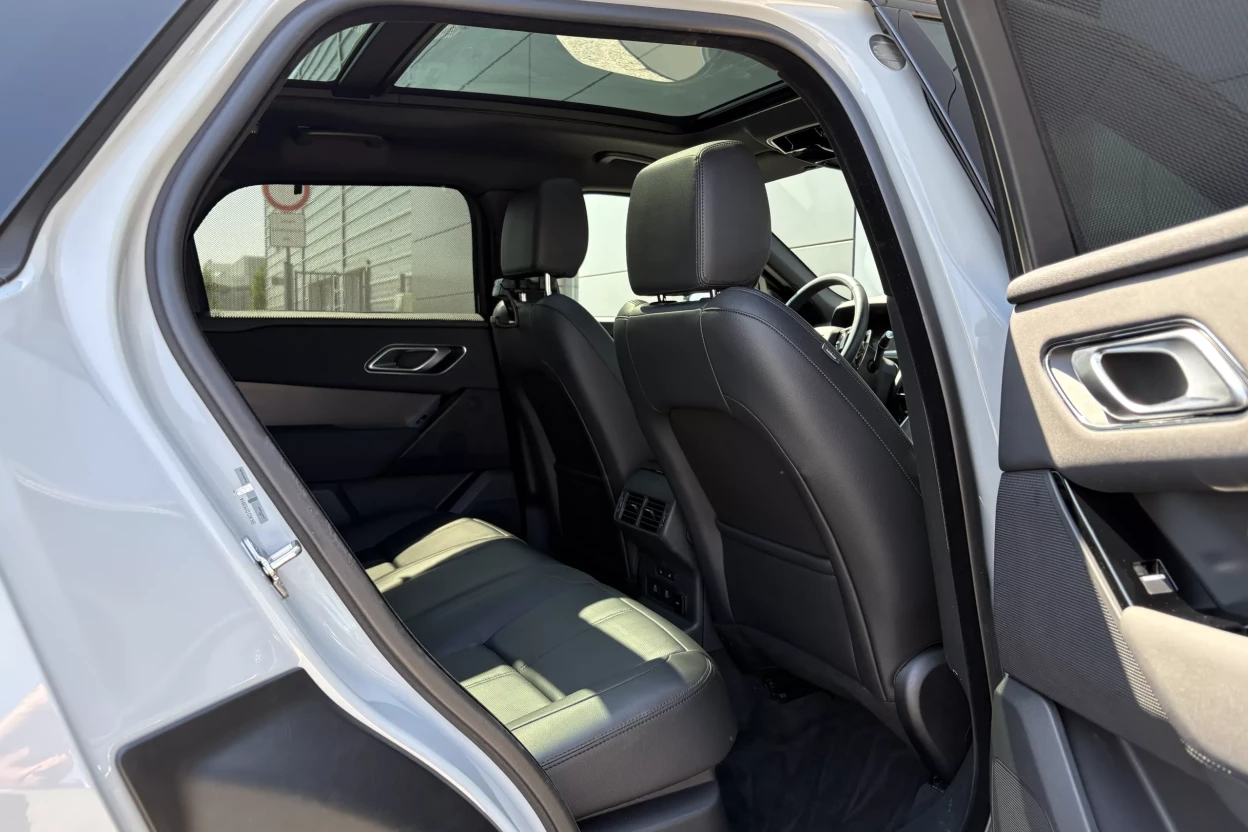 Range Rover Velar Dynamic SE | D200 AWD MHEV obrázok č. 10