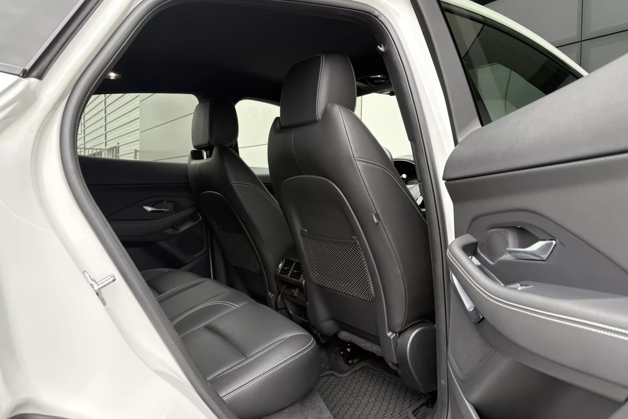 Jaguar E-Pace R-Dynamic S D165 MHEV AWD obrázok č. 10