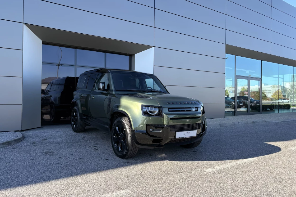 Defender 110 X-Dynamic SE D250 MHEV AWD MY27 obrázok č. 2
