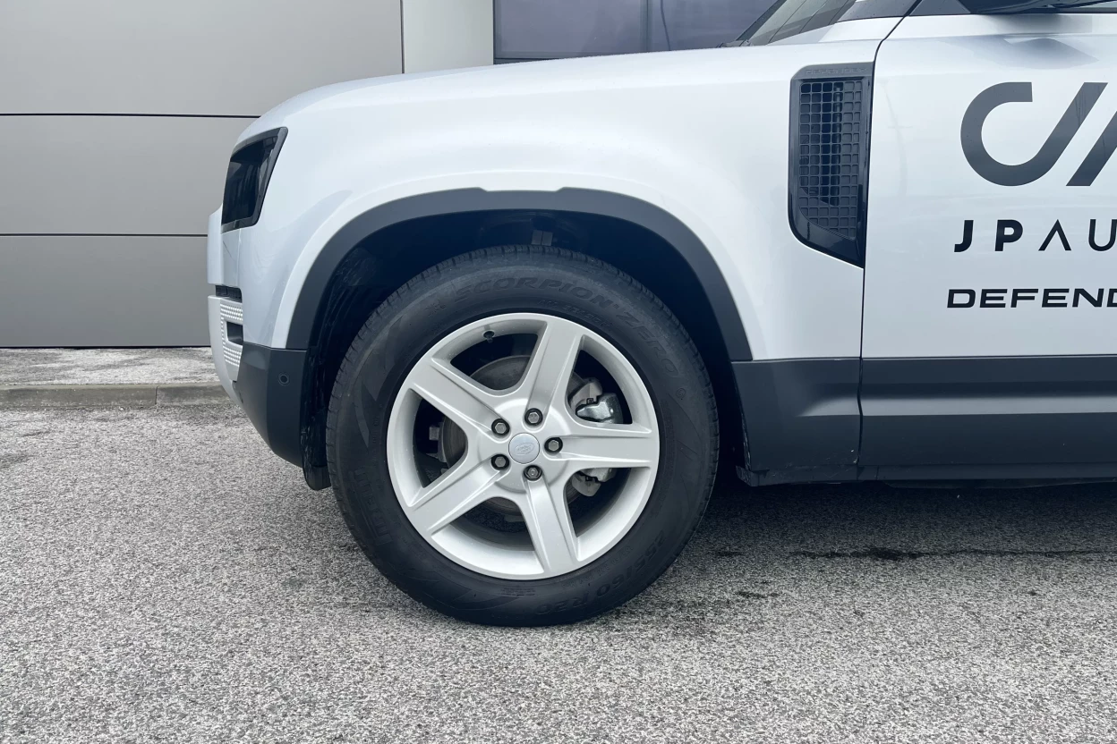 LAND ROVER DEFENDER 110 SE D200 AWD AUTOMAT obrázok č. 7