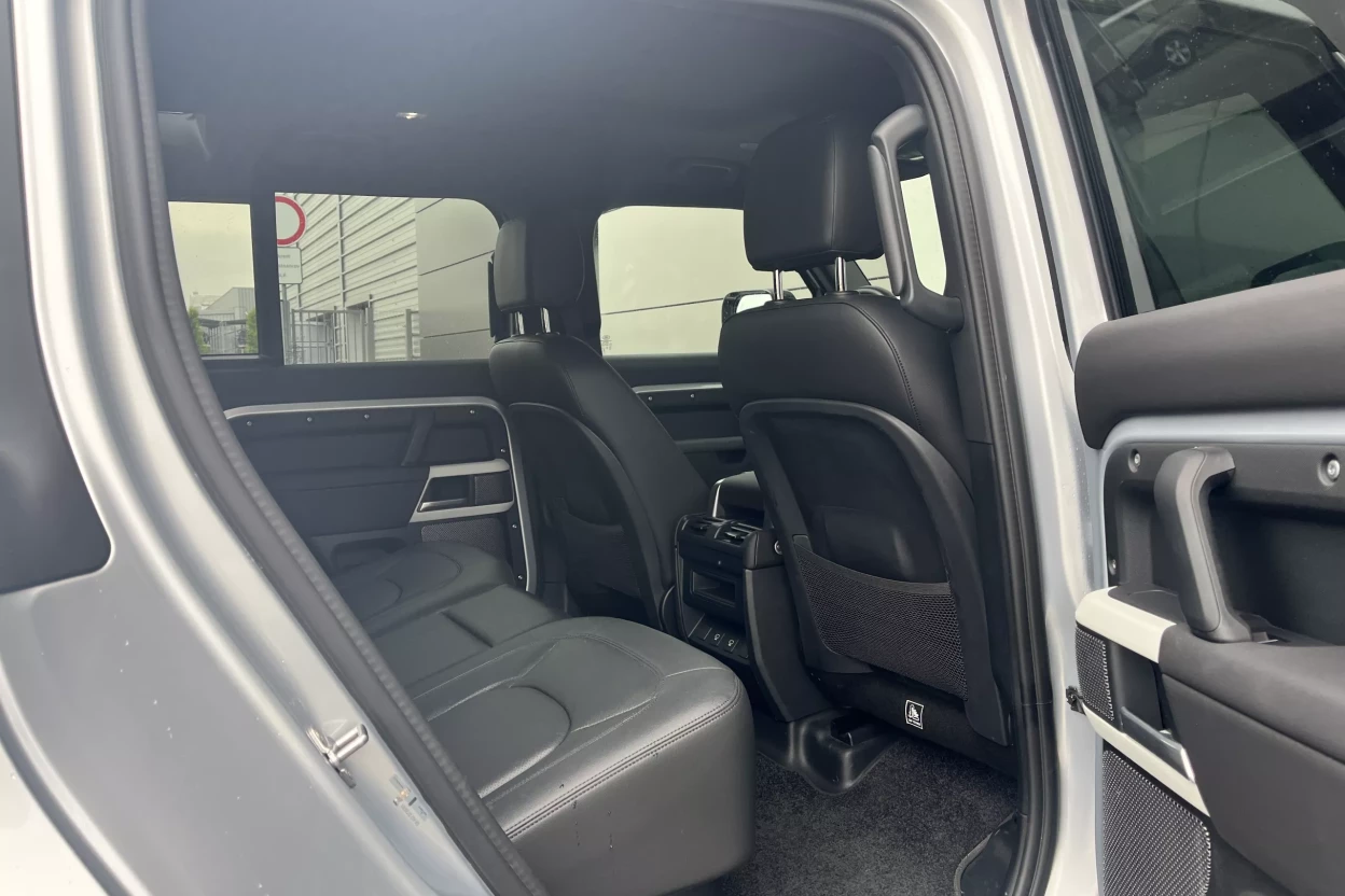 LAND ROVER DEFENDER 110 SE D200 AWD AUTOMAT obrázok č. 10