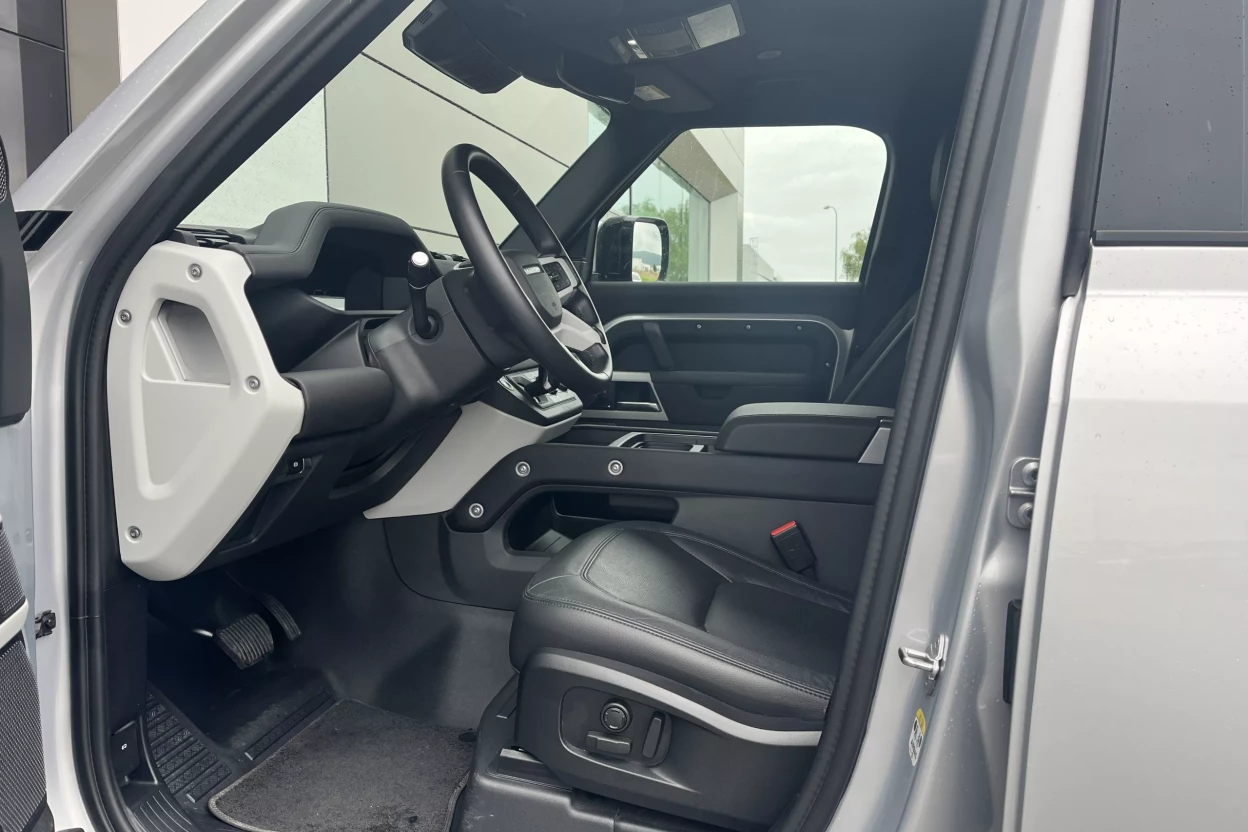 LAND ROVER DEFENDER 110 SE D200 AWD AUTOMAT obrázok č. 8