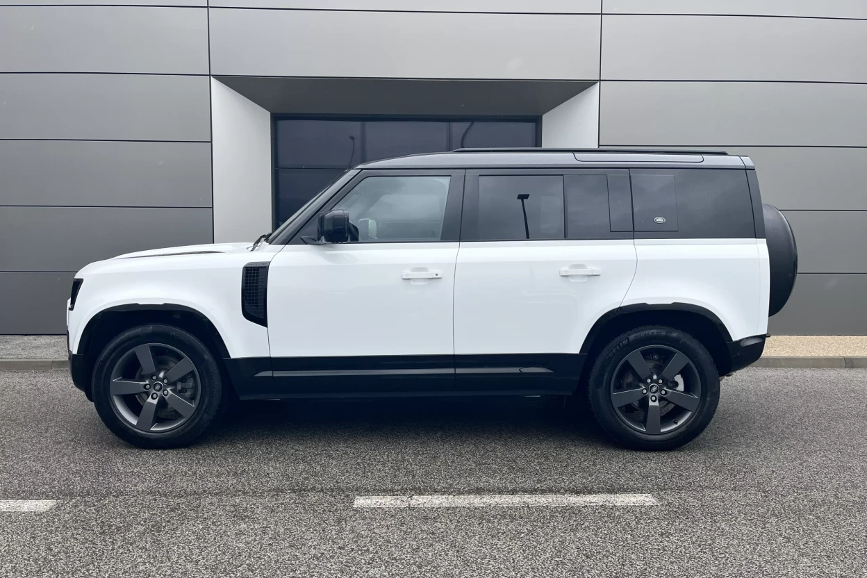 Land Rover Defender 110 X-Dynamic HSE D250 AWD AUTOMAT obrázok č. 7