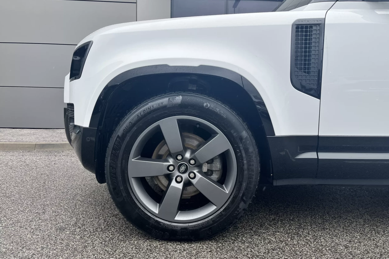 Land Rover Defender 110 X-Dynamic HSE D250 AWD AUTOMAT obrázok č. 6