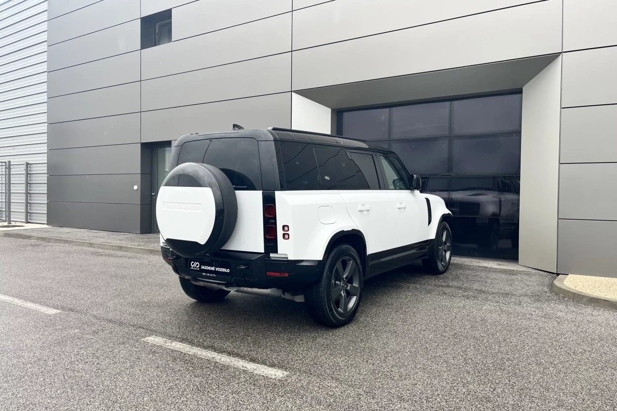 Land Rover Defender 110 X-Dynamic HSE D250 AWD AUTOMAT obrázok č. 3