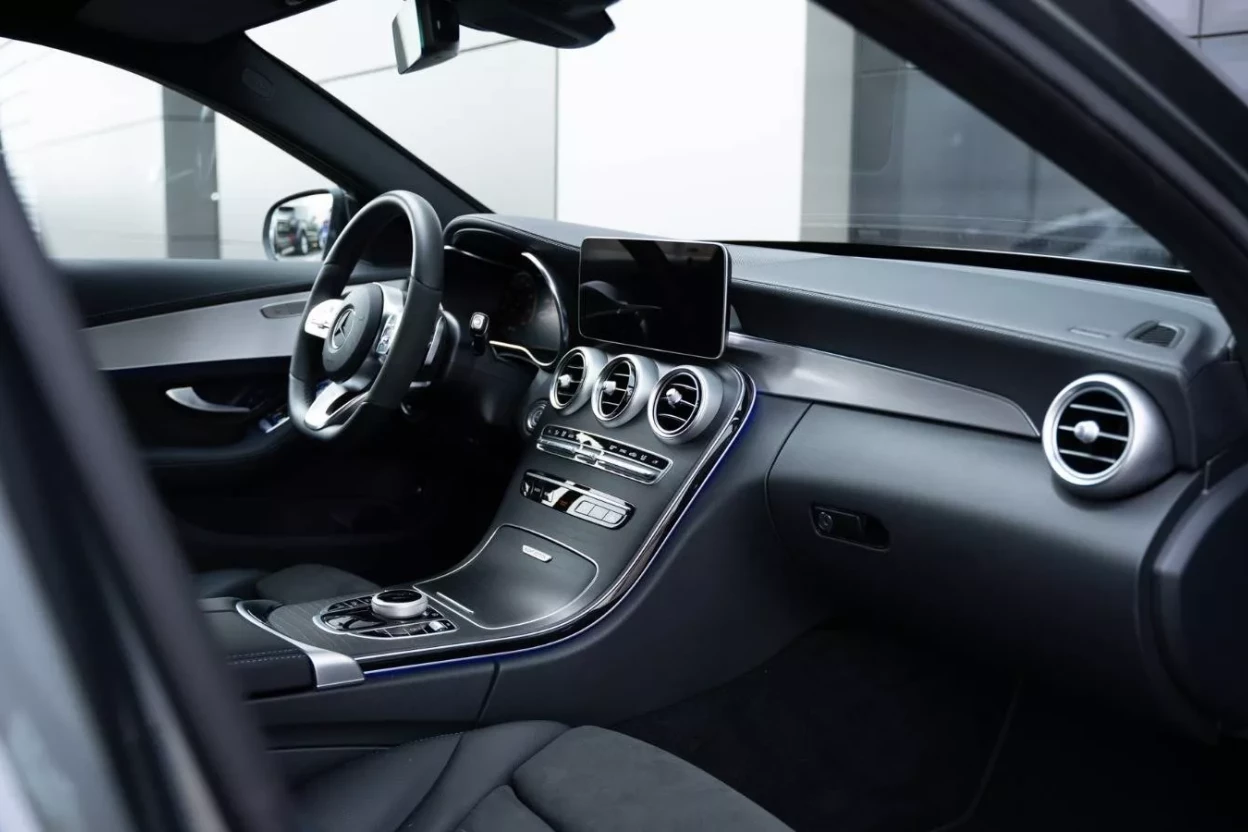 MERCEDES-BENZ C TRIEDA KOMBI 220 D AMG obrázok č. 9