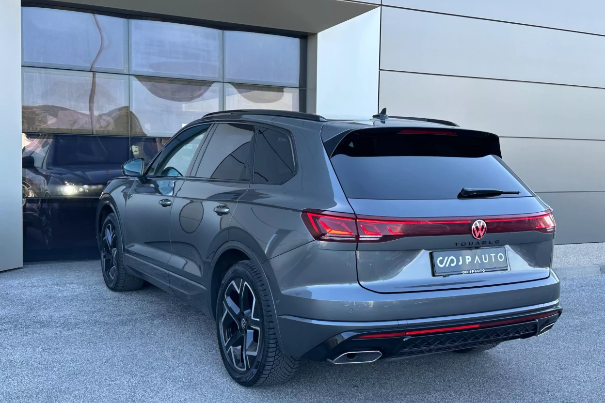 Volkswagen Touareg 3.0 R-Line obrázok č. 3