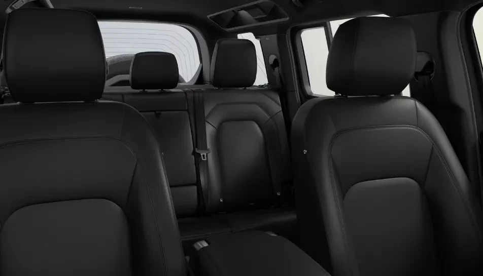 Defender 110 X-Dynamic SE D250 MHEV AWD obrázok č. 4