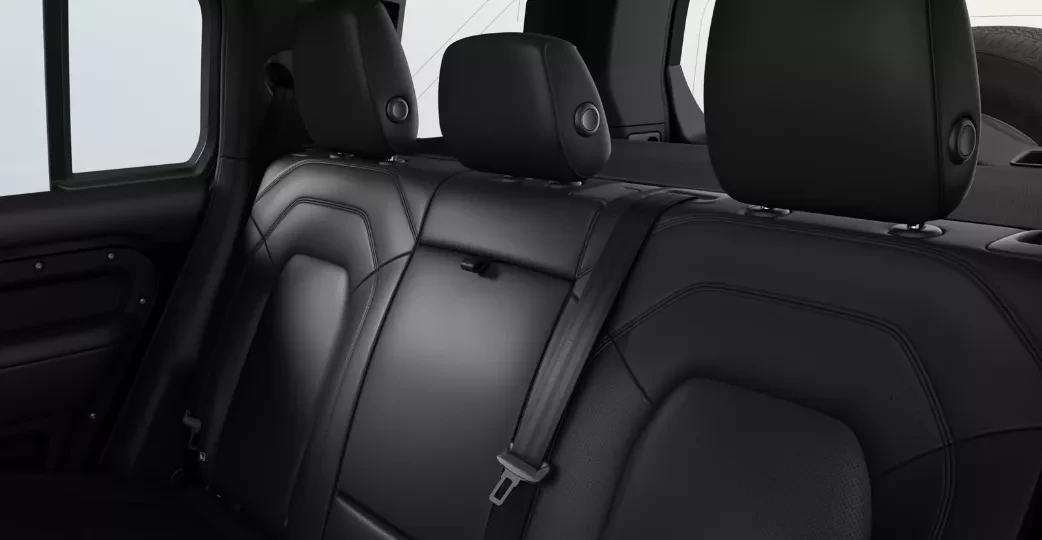 Defender 110 X-Dynamic SE D250 MHEV AWD obrázok č. 5