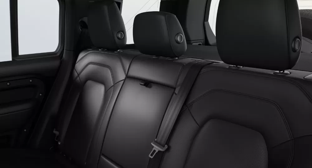 Defender 110 X-Dynamic SE D250 MHEV AWD obrázok č. 5