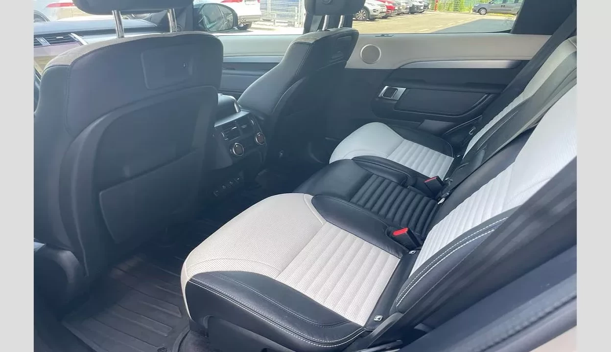 Discovery R-Dynamic SE 3.0 I6 D250 MHEV obrázok č. 10