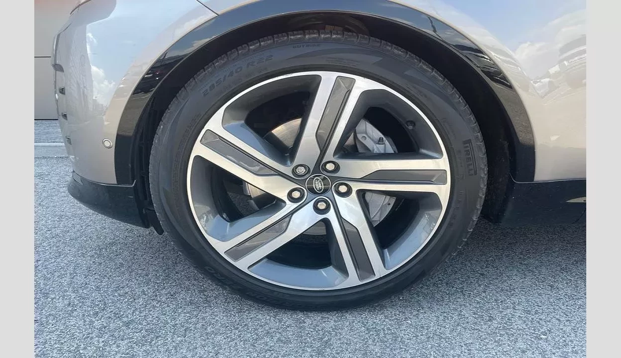 Discovery R-Dynamic SE 3.0 I6 D250 MHEV obrázok č. 7