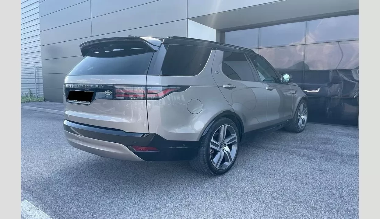 Discovery R-Dynamic SE 3.0 I6 D250 MHEV obrázok č. 3