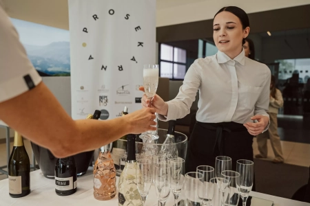 BEAUTY BRUNCH POP-UP by JP AUTO 