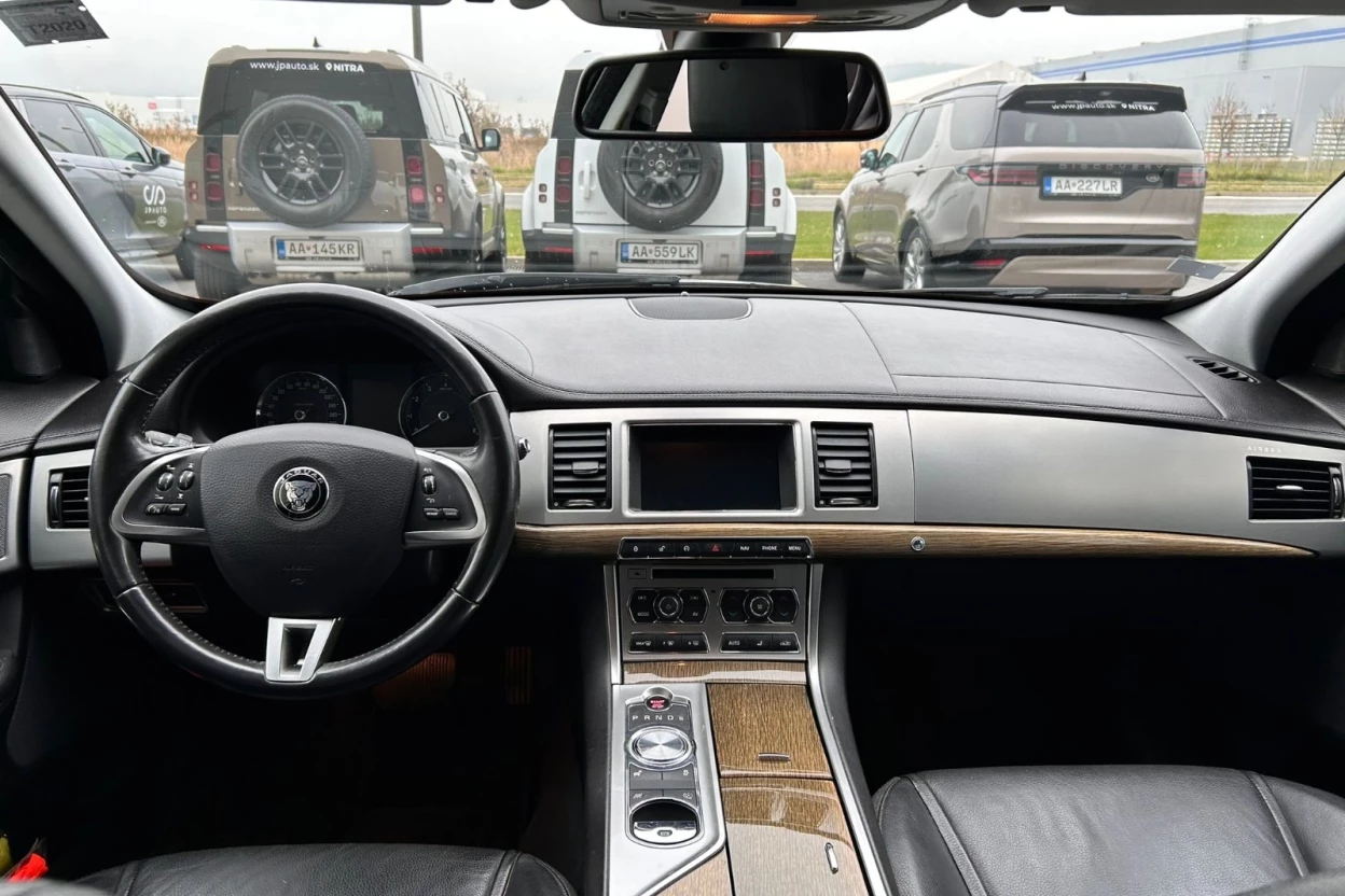 Jaguar XF 3.0 V6 Luxury obrázok č. 7