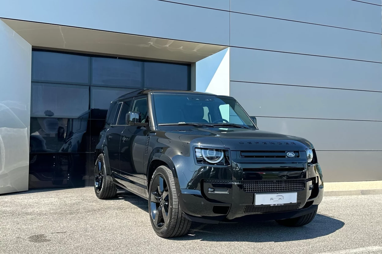 Defender 110 X-Dynamic SE D200 MHEV AWD obrázok č. 1