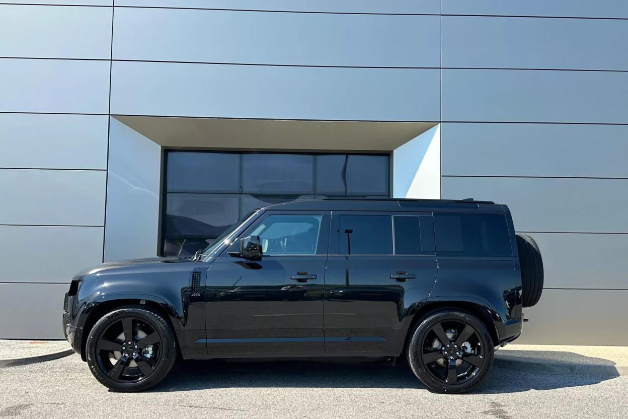 Defender 110 X-Dynamic SE D200 MHEV AWD obrázok č. 6