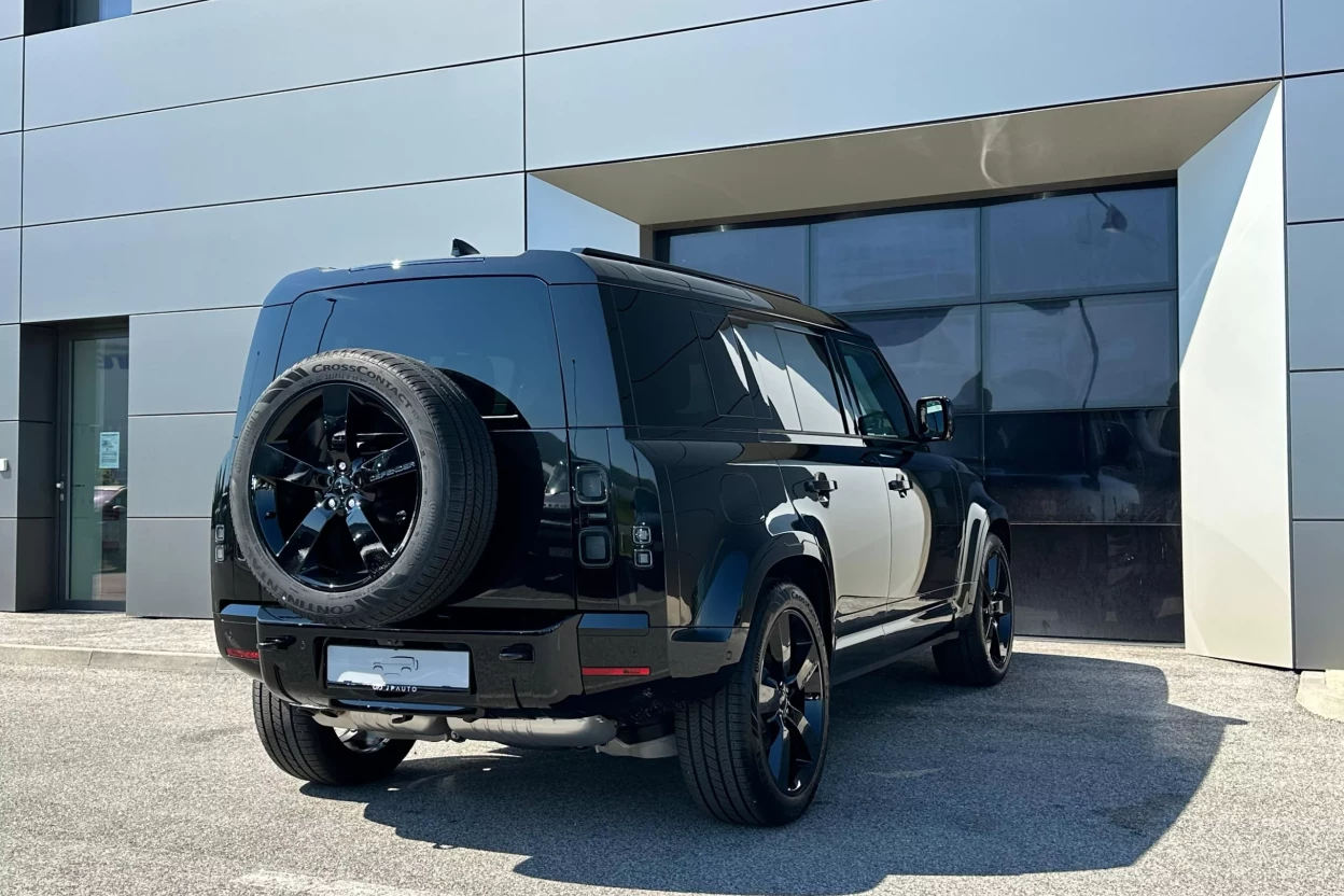 Defender 110 X-Dynamic SE D200 MHEV AWD obrázok č. 3