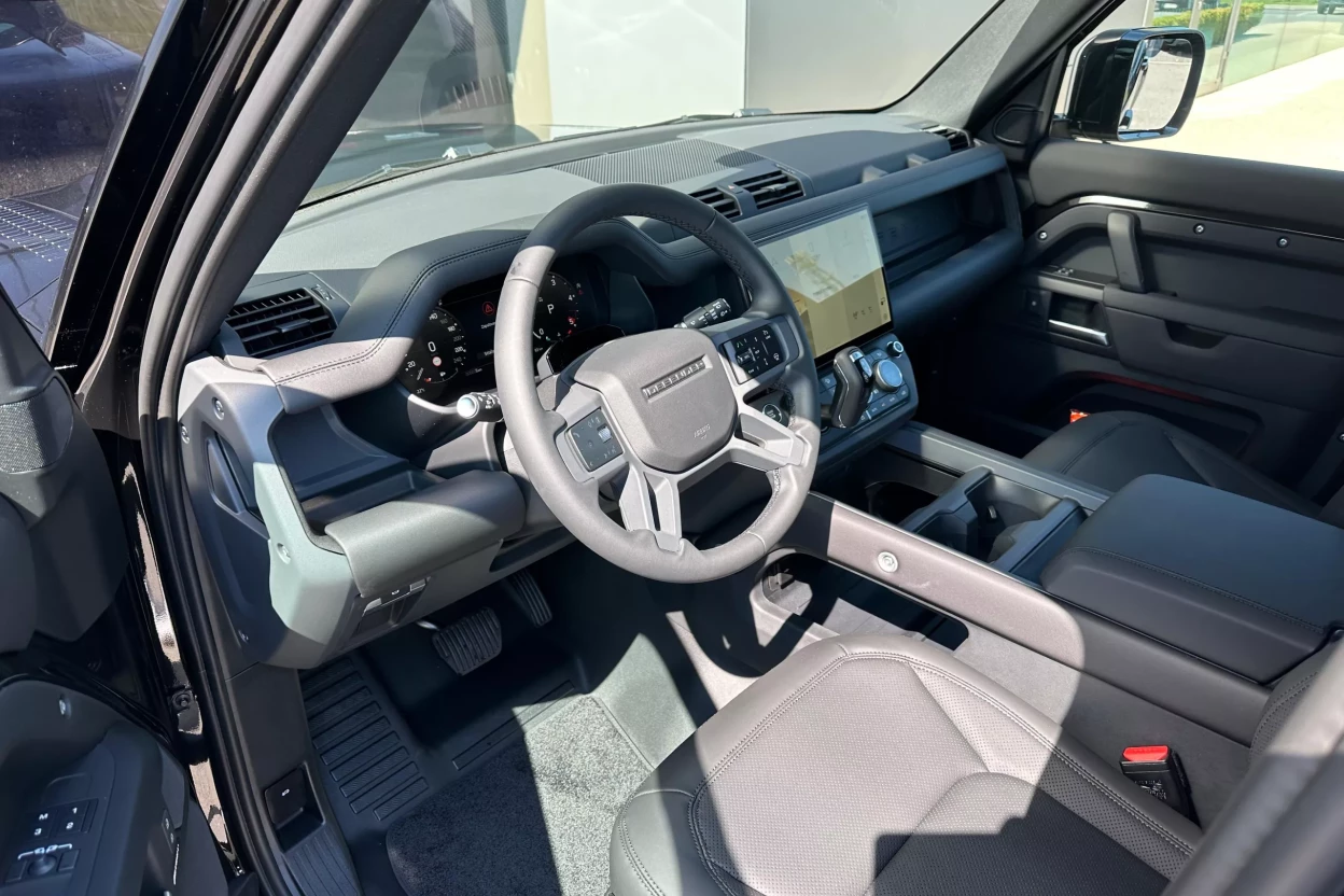 Defender 110 X-Dynamic SE D200 MHEV AWD obrázok č. 8