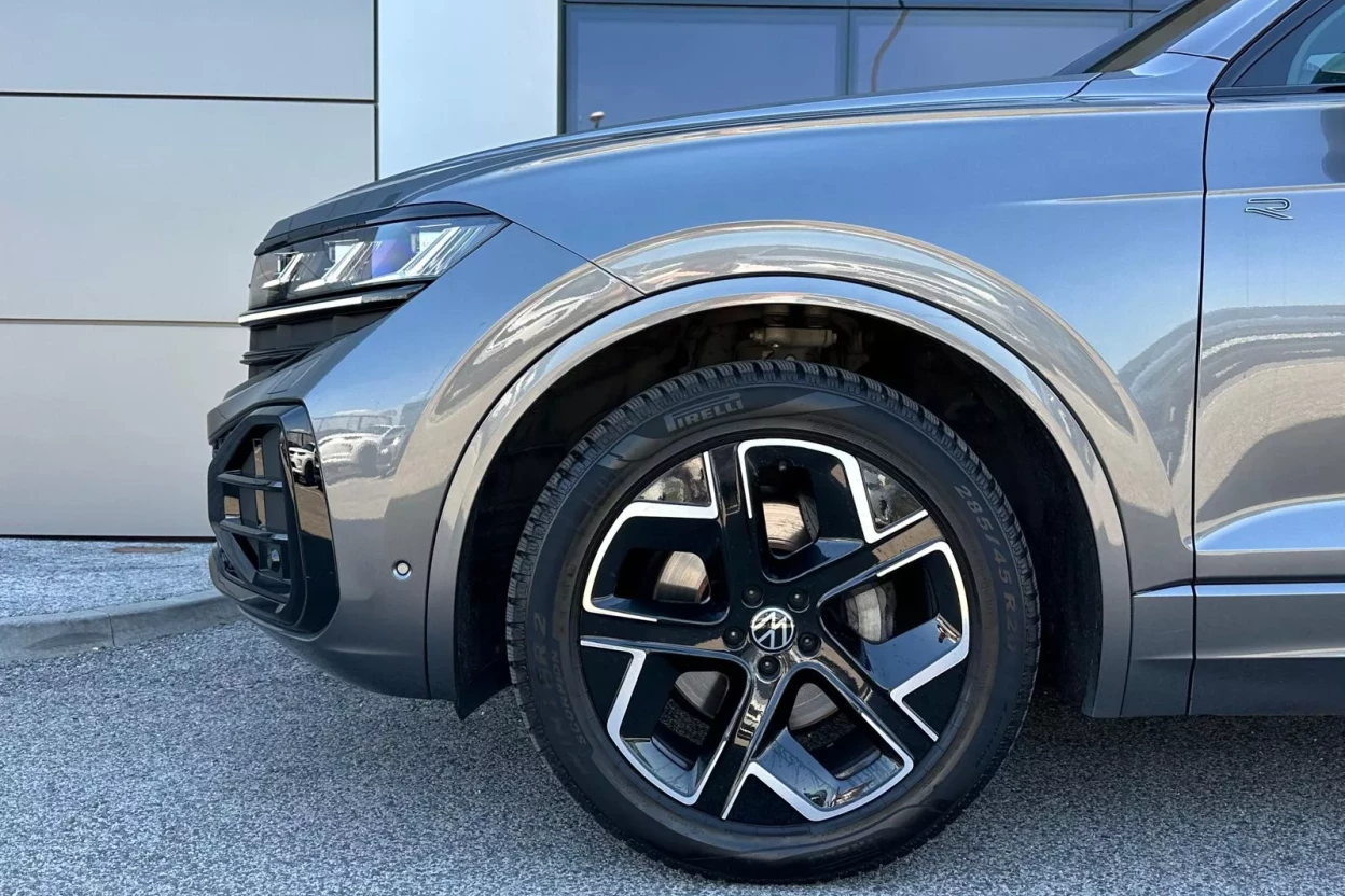 Volkswagen Touareg 3.0 R-Line obrázok č. 9