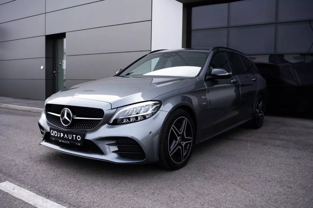 MERCEDES-BENZ C TRIEDA KOMBI 220 D AMG obrázok č. 0