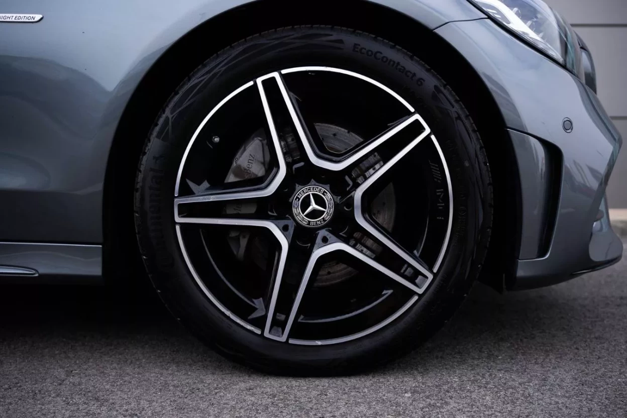 MERCEDES-BENZ C TRIEDA KOMBI 220 D AMG obrázok č. 7